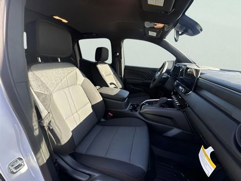 New 2026 Chevrolet Colorado W/T image 14