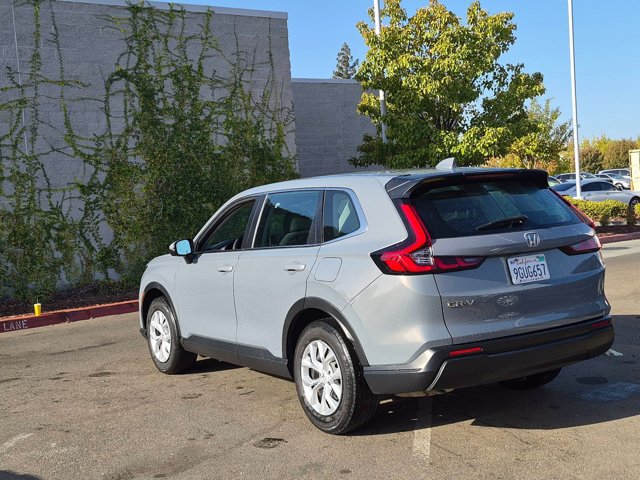 Used 2023 Honda CR-V LX image 7