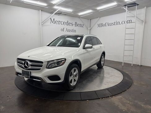 Certified 2018 Mercedes-Benz GLC 300 4MATIC image 3