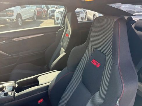 Used 2018 Honda Civic Si image 10