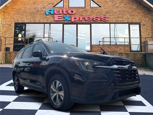 Used 2023 Subaru Ascent Premium w/ Convenience Package AWD/4WD image 1