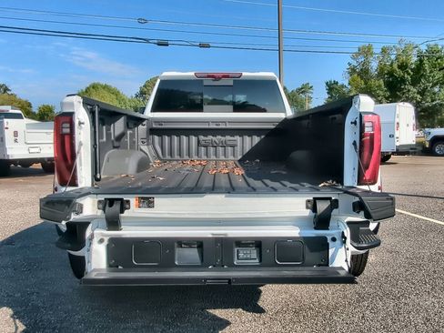 New 2025 GMC Sierra 3500 Denali Ultimate image 27