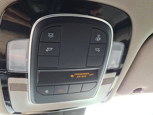 Used 2022 Hyundai Santa Fe SEL FWD image 31