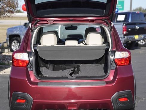 Used 2017 Subaru Crosstrek 2.0i Premium w/ Popular Package #2 image 31