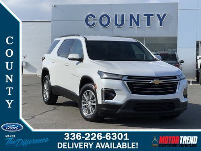 Used 2023 Chevrolet Traverse LT