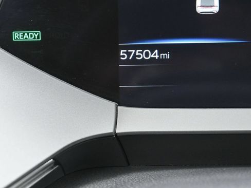 Certified 2024 Toyota Prius XLE FWD image 18
