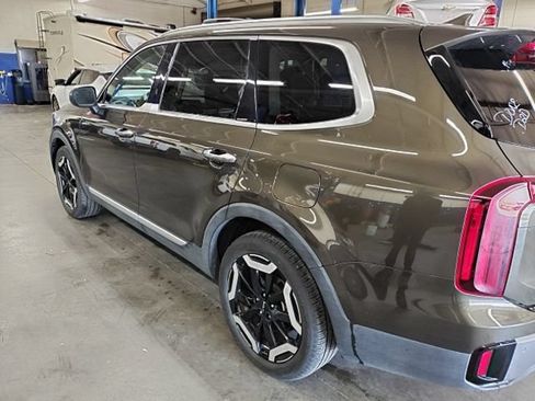 Certified 2025 Kia Telluride S AWD/4WD image 12