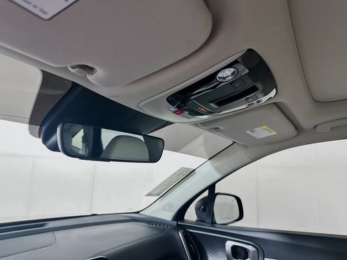 Used 2025 Kia Sorento EX w/ Panoramic Sunroof Package FWD image 18