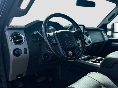 Used 2016 Ford F250 Lariat w/ Lariat Ultimate Package image 10