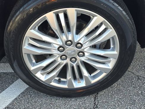 Used 2019 Cadillac XT5 Premium Luxury image 8