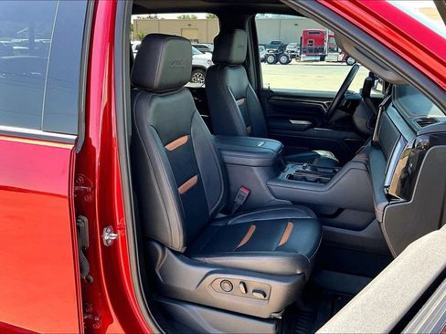 Used 2024 GMC Sierra 3500 AT4 w/ AT4 Premium Plus Package AWD/4WD image 9