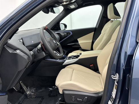 New 2025 BMW X3 M50 w/ Premium Package image 25