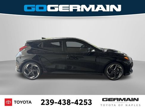 Used 2019 Hyundai Veloster Turbo FWD image 10