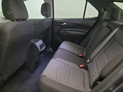 Used 2022 Chevrolet Equinox LT image 18