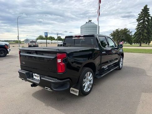 Used 2024 Chevrolet Silverado 1500 High Country w/ Technology Package AWD/4WD image 5