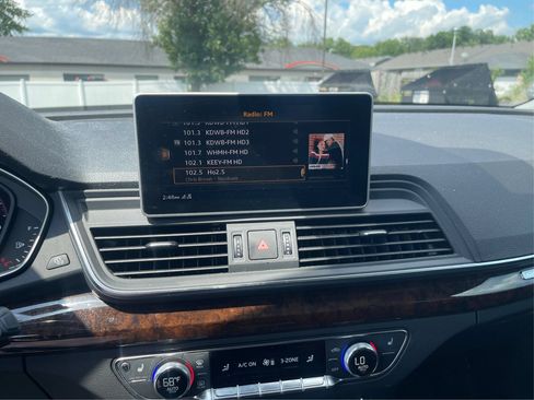 Used 2018 Audi Q5 2.0T Premium Plus w/ Premium Plus Package AWD/4WD image 15