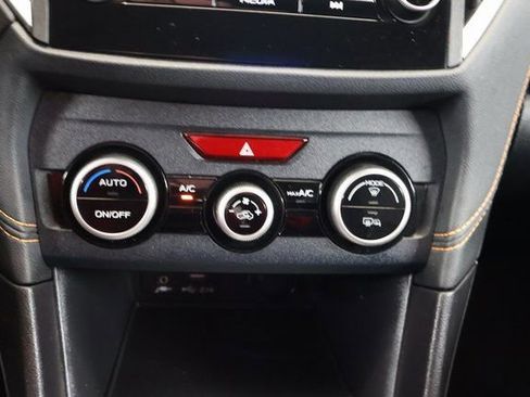 Used 2021 Subaru Crosstrek 2.0i Premium image 19