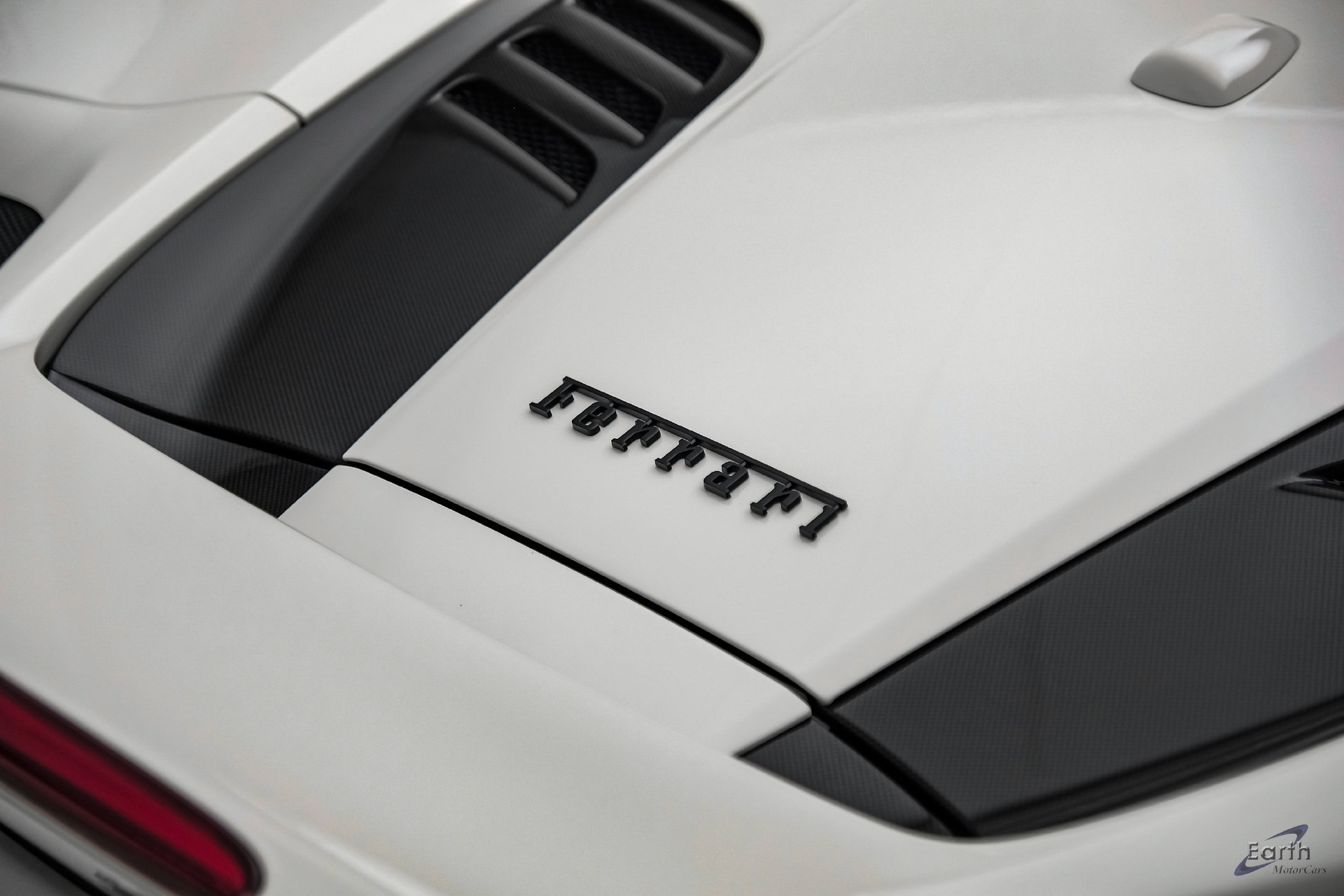 Used 2022 Ferrari F8 Tributo RWD image 21