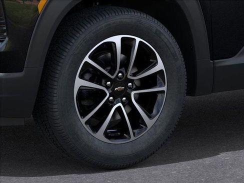 New 2026 Chevrolet TrailBlazer LT FWD image 9