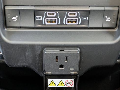 New 2026 RAM 3500 Laramie image 17