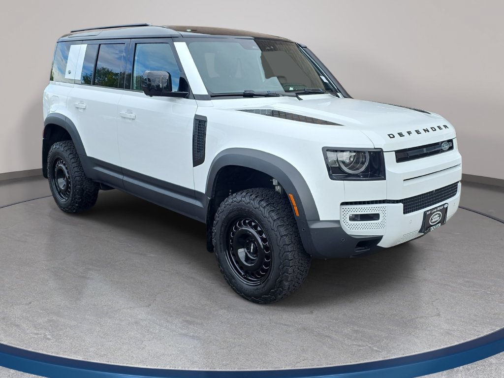 Used 2024 Land Rover Defender 110 S AWD/4WD image 4