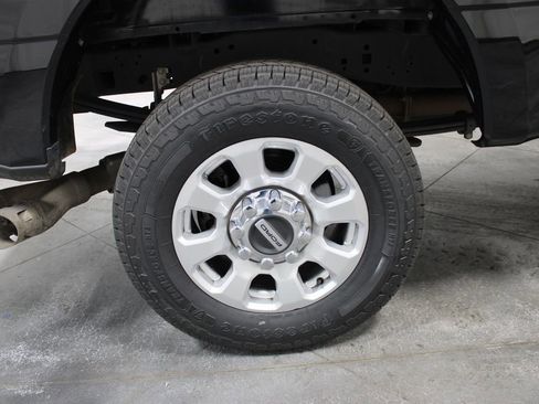 Used 2024 Ford F250 XLT image 40