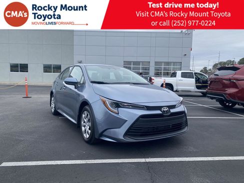 Used 2026 Toyota Corolla LE image 1