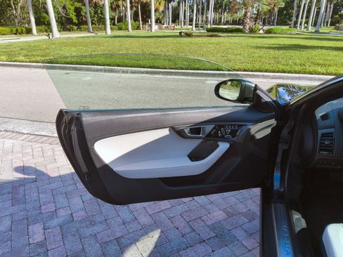 Used 2016 Jaguar F-TYPE Coupe RWD image 21