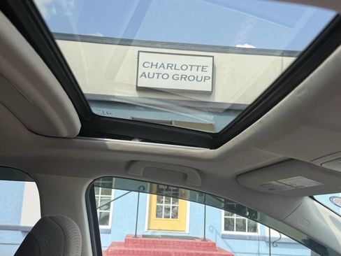 Used 2012 Honda CR-V EX image 24