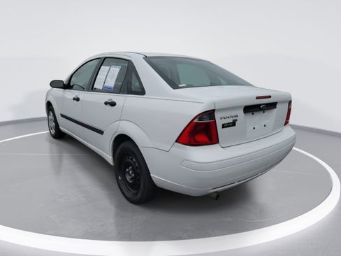 Used 2007 Ford Focus S image 4