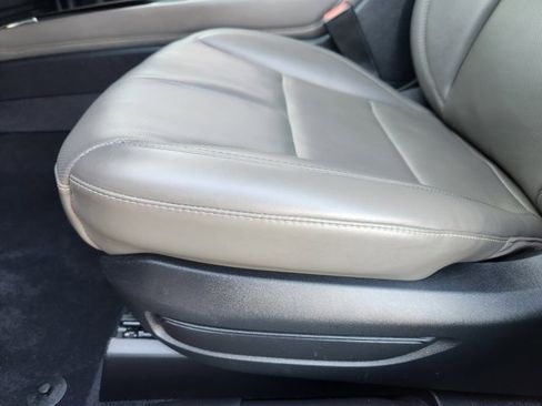 Used 2023 Lincoln Corsair FWD w/ Equipment Group 101A image 22