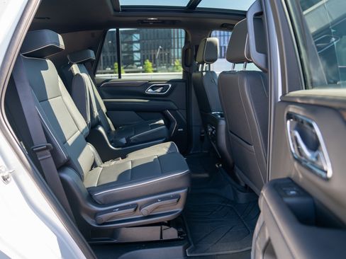 Used 2023 Chevrolet Tahoe Premier AWD/4WD image 24