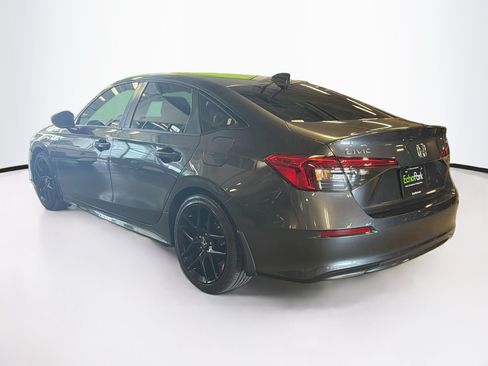Used 2024 Honda Civic Sport image 5