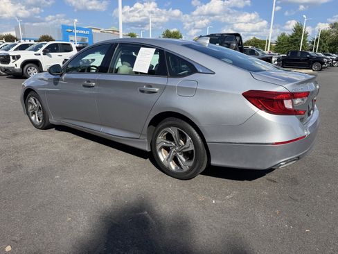 Used 2018 Honda Accord EX-L image 8