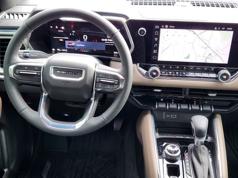 Certified 2026 GMC Canyon Denali image 28