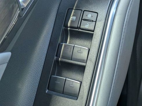 New 2026 Toyota Highlander Platinum AWD/4WD image 23
