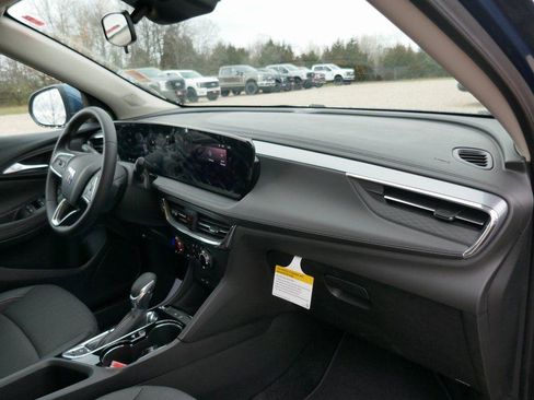 New 2026 Buick Encore GX Preferred FWD image 9