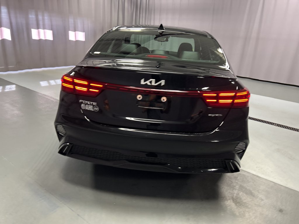 Used 2024 Kia Forte GT-Line w/ GT-Line Premium Package FWD image 6