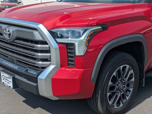 Used 2025 Toyota Tundra Limited AWD/4WD image 9