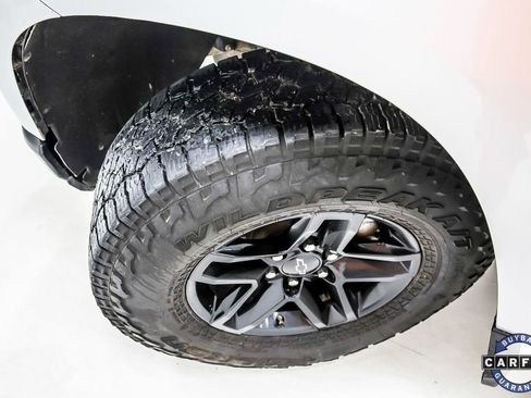 Used 2020 Chevrolet Silverado 1500 LT Trail Boss image 12