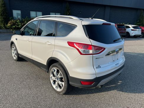 Used 2016 Ford Escape Titanium AWD/4WD image 5