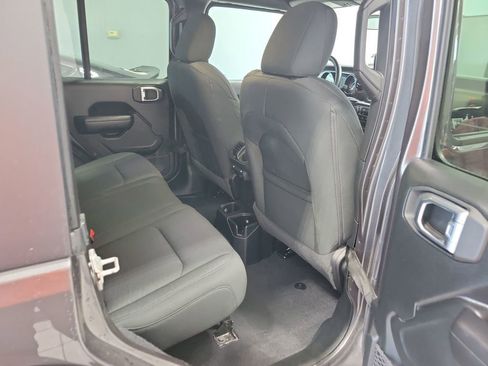 Used 2021 Jeep Wrangler Unlimited Sport AWD/4WD image 18