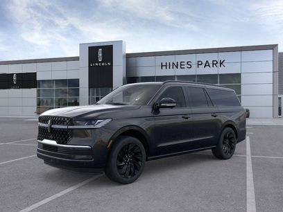 New 2025 Lincoln Navigator L Reserve w/ Jet Appearance Package