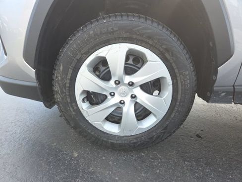 Used 2020 Toyota RAV4 LE w/ All Weather Liner Package AWD/4WD image 25