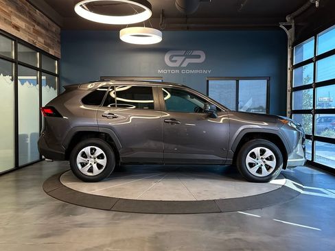 Used 2021 Toyota RAV4 LE w/ Carpet Mat Package (TMS) AWD/4WD image 2