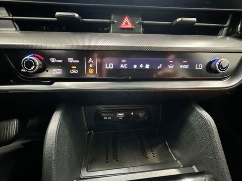Certified 2023 Kia Sportage SX AWD/4WD image 18