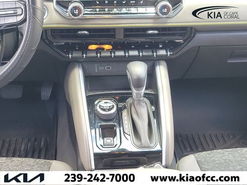 Used 2024 Chevrolet Colorado ZR2 AWD/4WD image 21