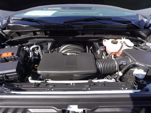 New 2026 GMC Sierra 1500 SLT w/ SLT Premium Plus Package image 9