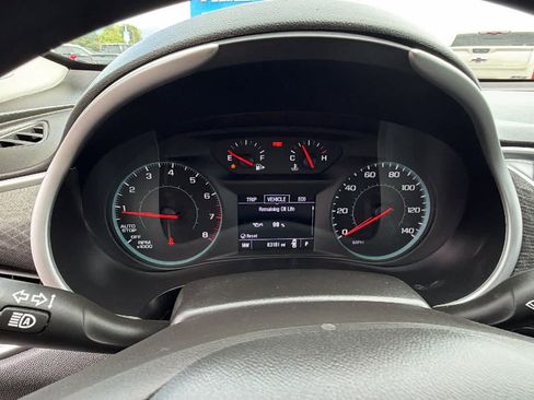 Used 2023 Chevrolet Malibu LT FWD image 21