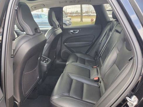 Certified 2022 Volvo XC60 B6 Inscription w/ Protection Package Premier image 25